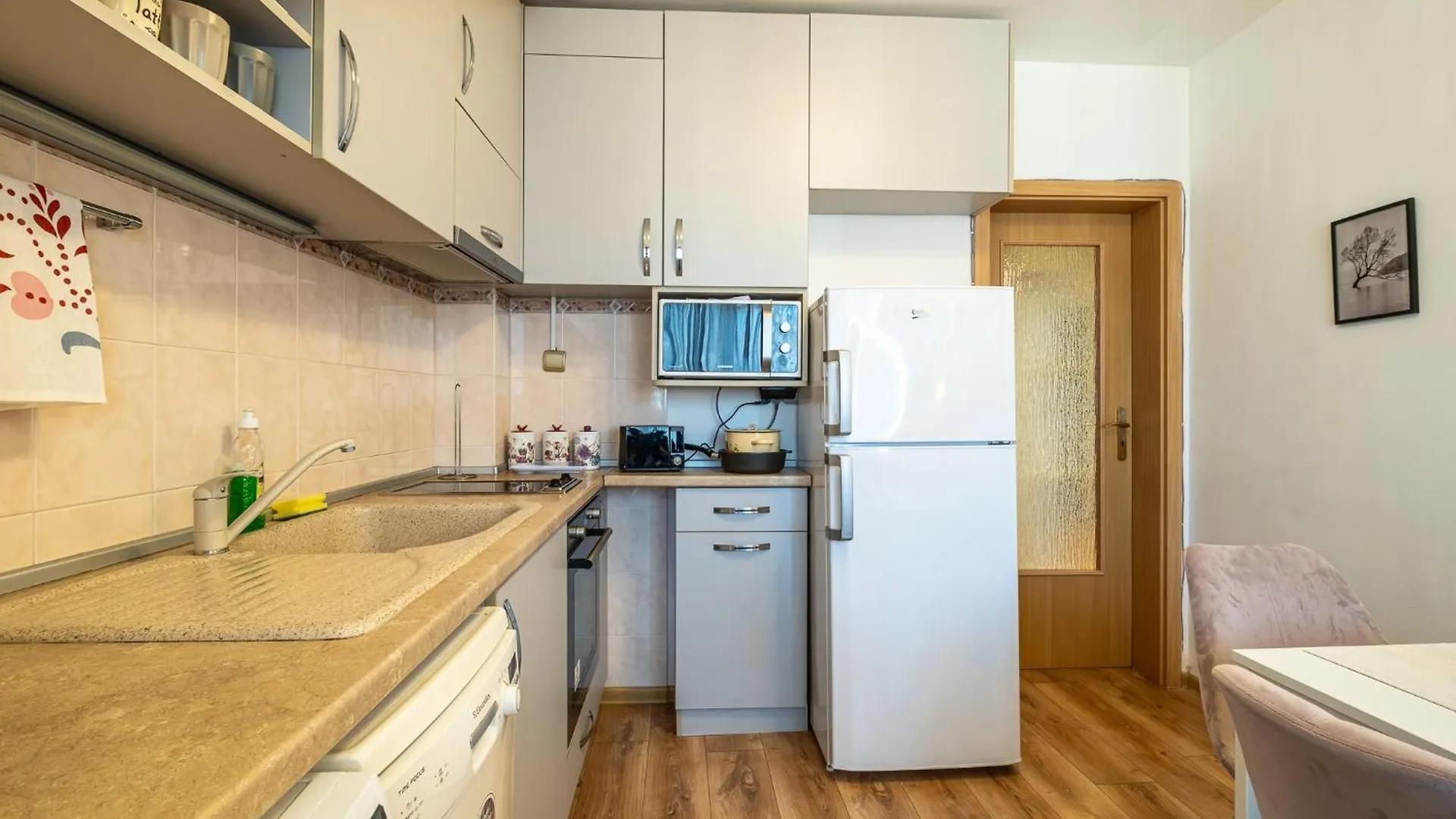 Central 1Bdrm Apartment Downtown Varna